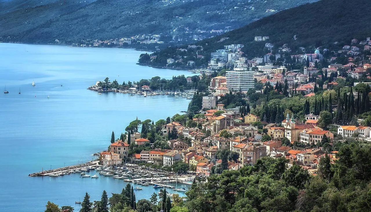 Apartments Villa Andreja Opatija 0*,  Croatia
